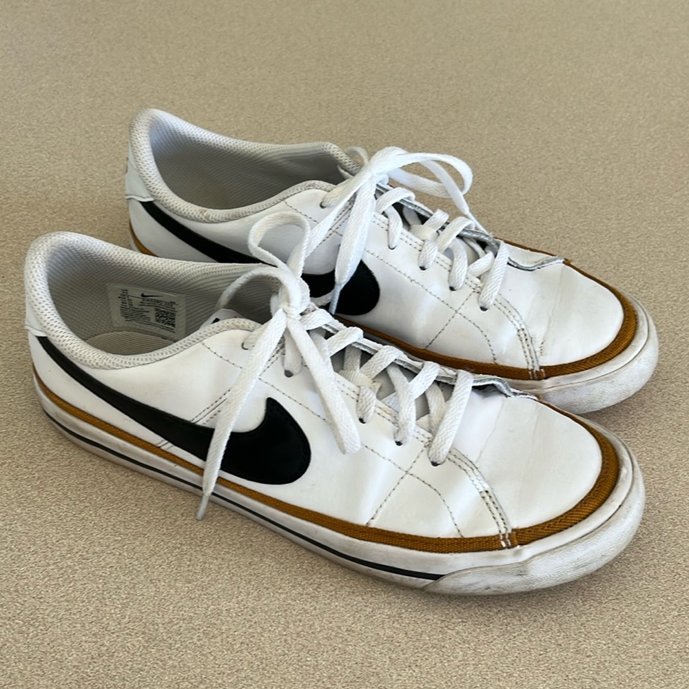 Nike Court Legacy Shoes
